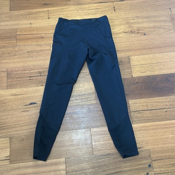 2 pairs of pants: Camo joggers/sweatpants and Nike Sweatpants - Picture 4 of 6